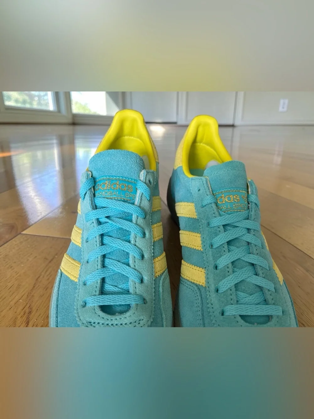 adidas Handball Spezial Size 6.5 Women NEW Blue/Yellow/Gold - Picture 7 of 9